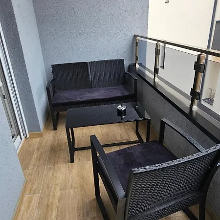 Cera Luxe 1 I 2 Soko Banja