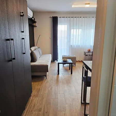 Cera Luxe 1 I 2